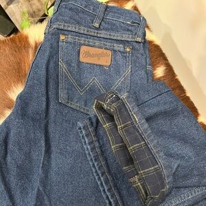 Wrangler 47MWZ Regular Fit Plaid Lined Blue Jeans NWOT 32x34